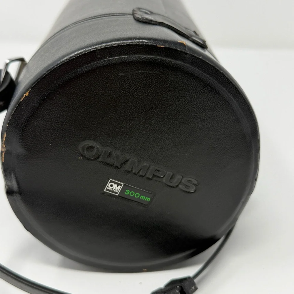 Olympus OM-System F.Zuiko Auto-T 300mm f/4.5 Lens Case Manual Filter Japan